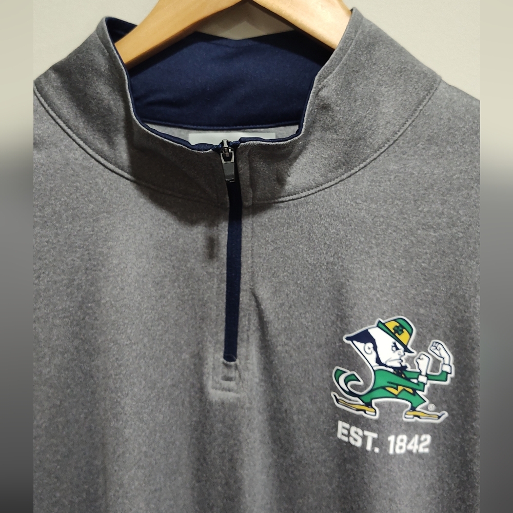 Notre Dame Fighting Irish Long Sleeve Men's T-shirt Size XL Captivating Brand - Picture 3 of 10